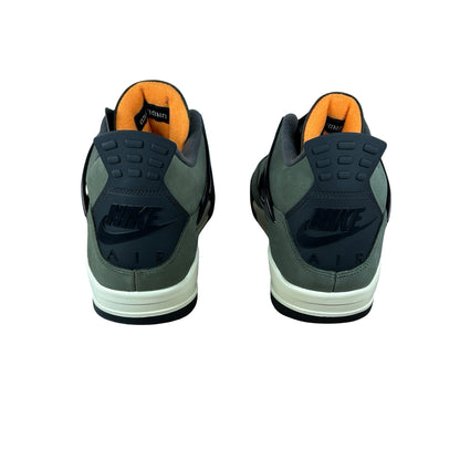 IB1519 200 Air Jordan 4 Retro OG SP Undefeated (2025) - 13 M (Discolored Left Foot)