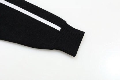 AMRI Sweater