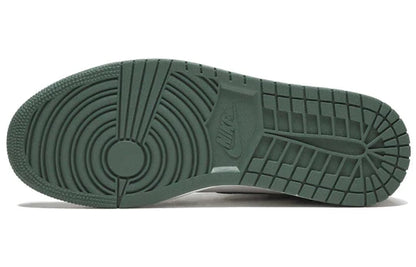 555088 135 Air Jordan 1 Clay Green
