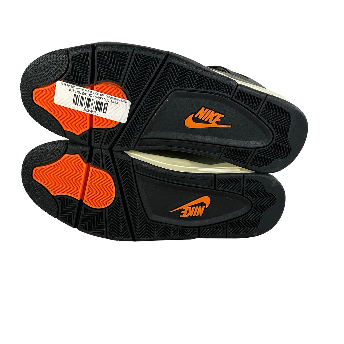 IB1519 200 Air Jordan 4 Retro OG SP Undefeated (2025) - 13 M (Discolored Left Foot)